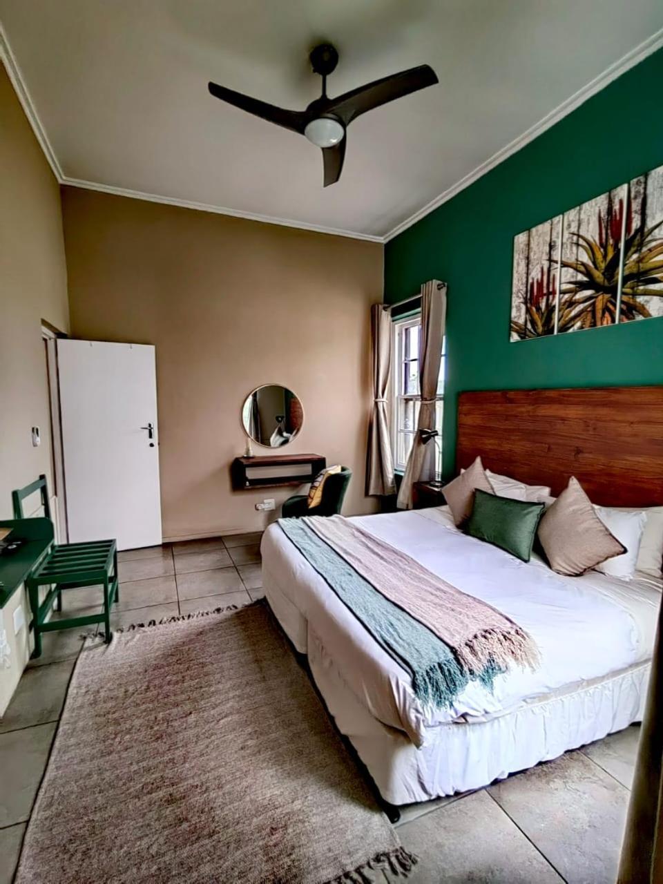 Albertinia Hotel Экстерьер фото